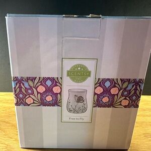 Scentsy Free to Fly Warmer NEVER USED!